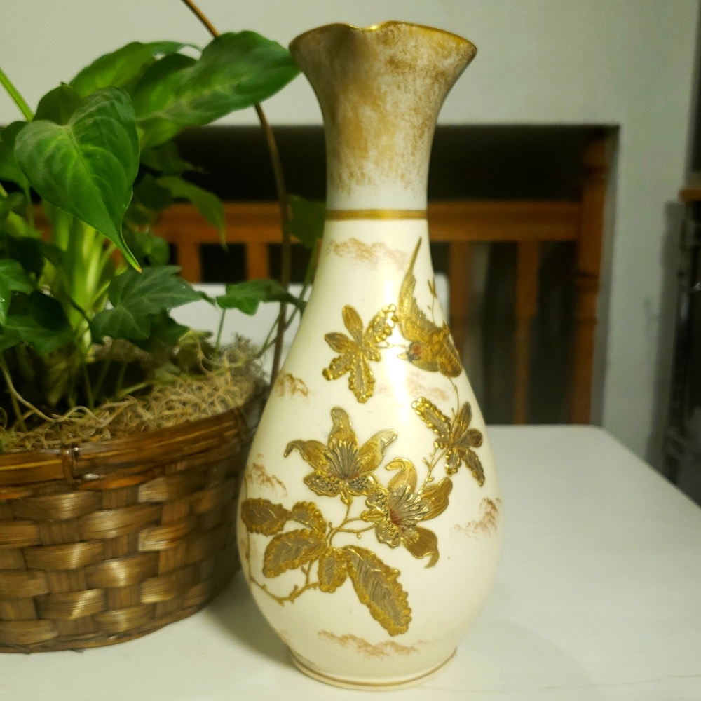Antique Thomas Forester & Sons Vase